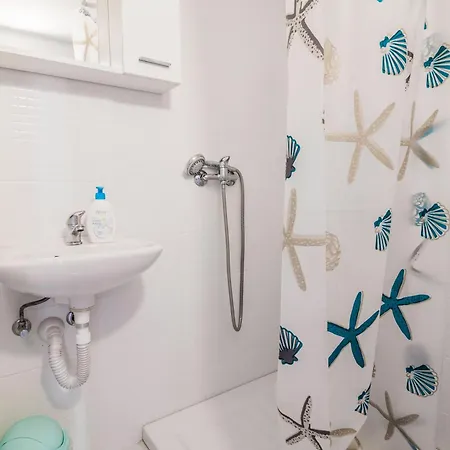Mini Apartman
